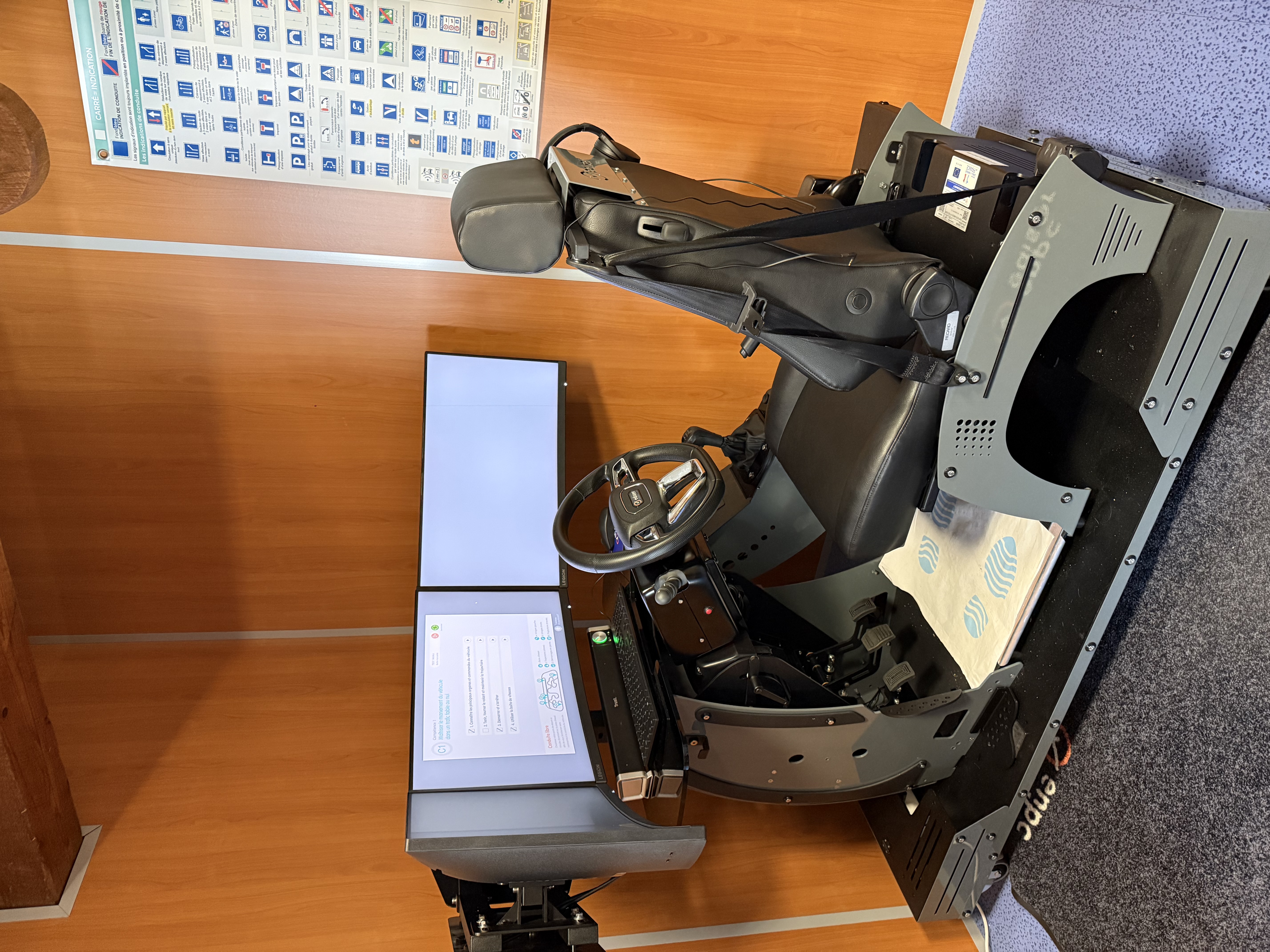 Simulateur de conduite AK Conduite 13